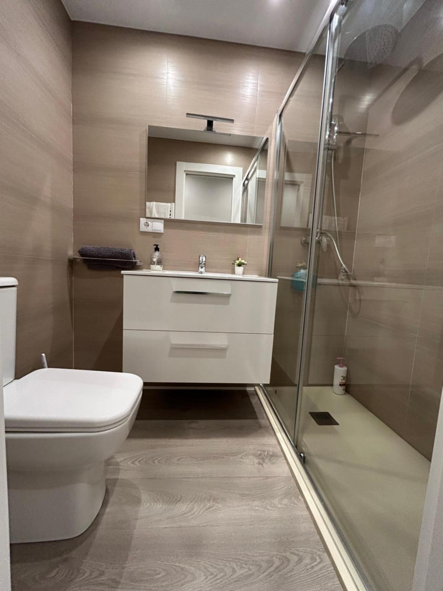 Alojamientos Castellana Jardin 1 Y 2 Parking Y Piscina Gratis!! Burgo Extérieur photo