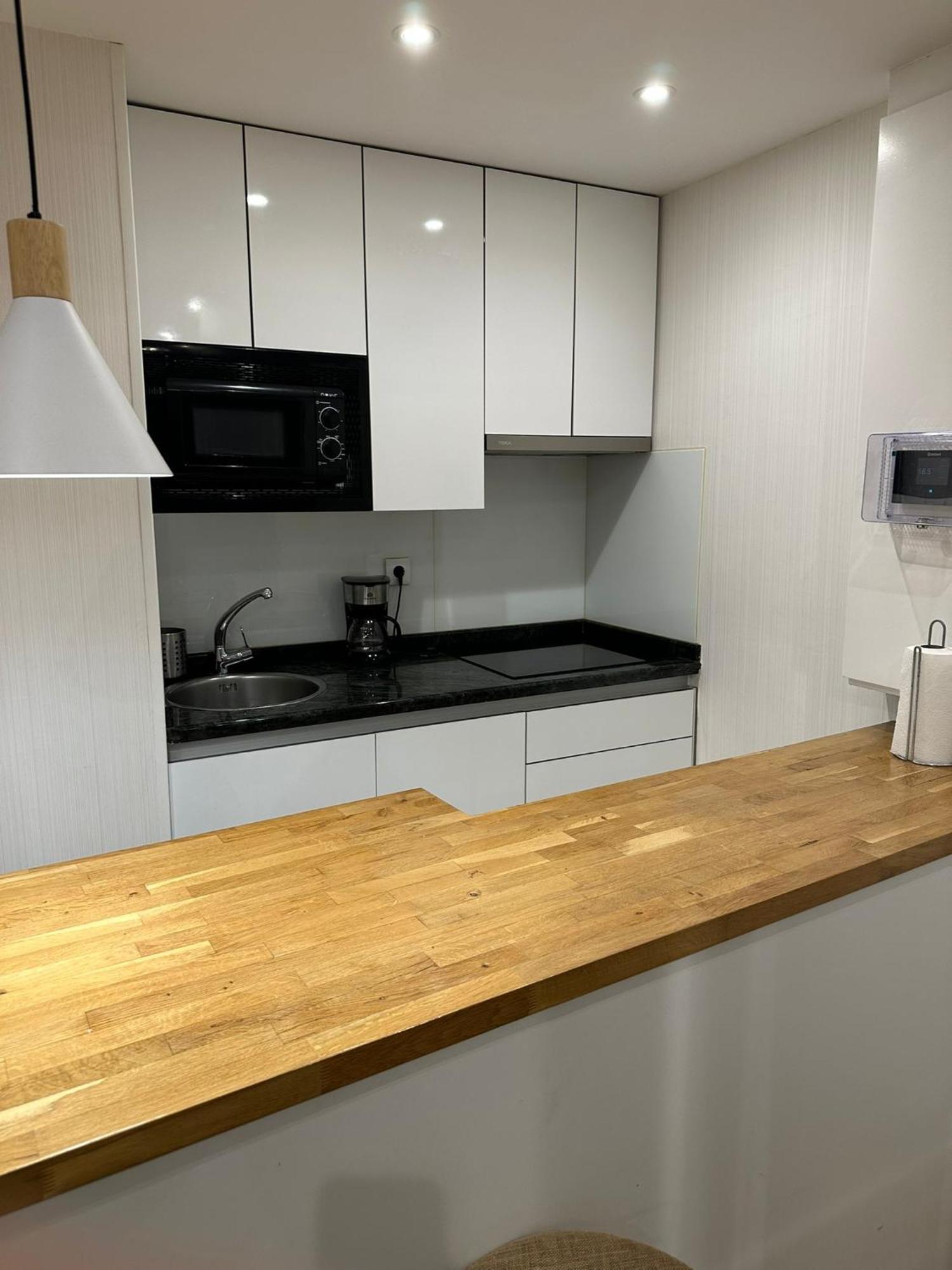 Alojamientos Castellana Jardin 1 Y 2 Parking Y Piscina Gratis!! Burgo Extérieur photo